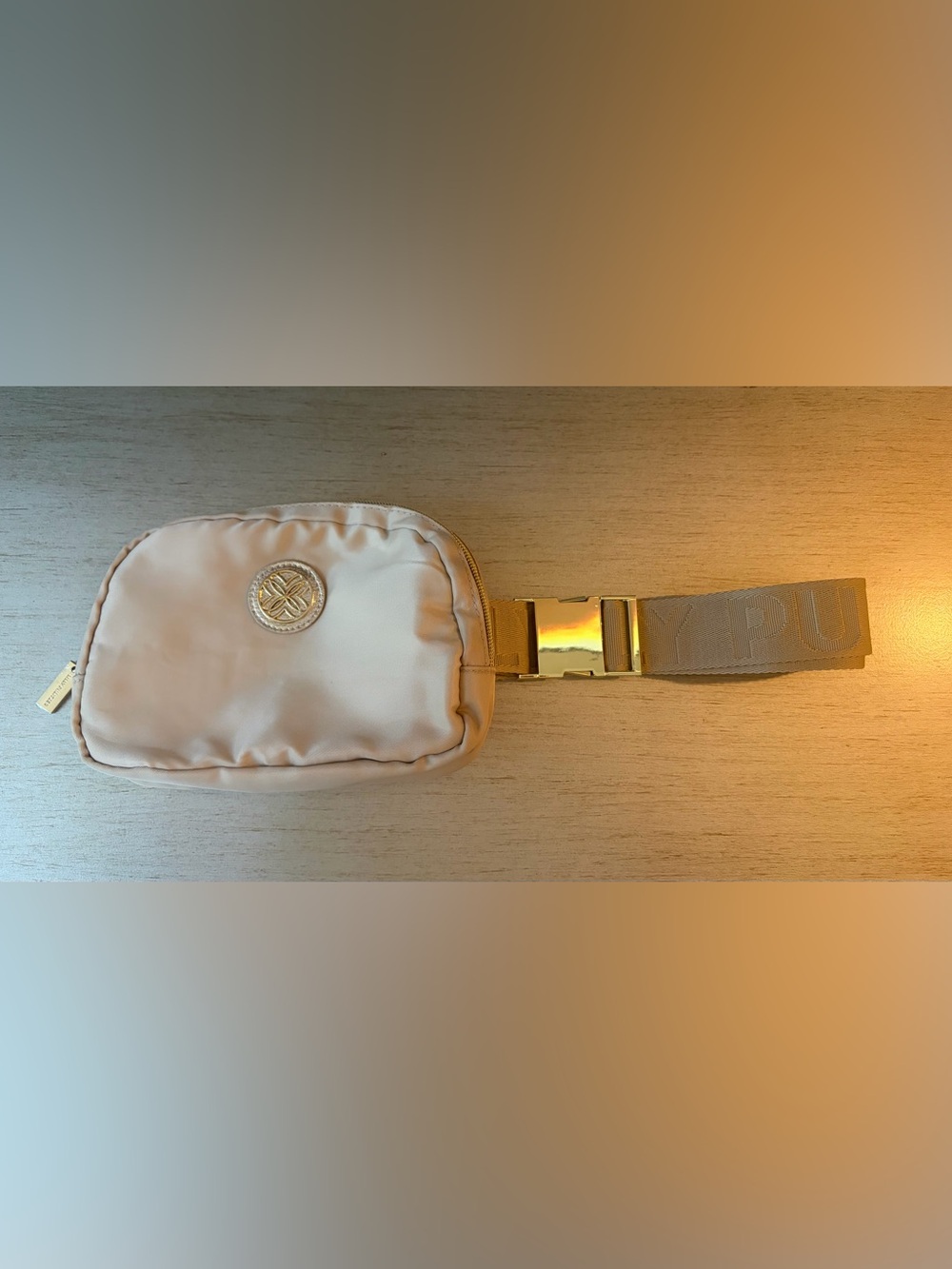 Like new!  Lilly Pulitzer Belt Bag